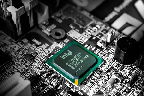 Comment choisir une carte mère compatible avec les processeurs Intel de 11e génération?